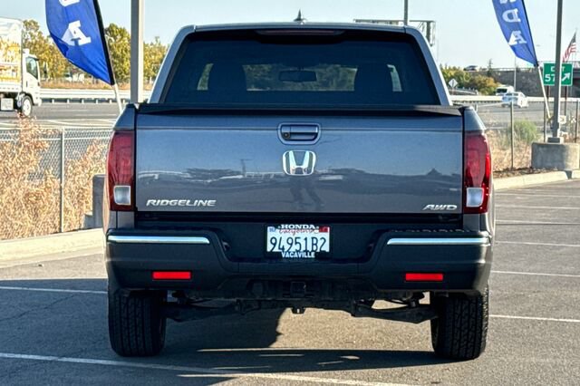 Used 2017 Honda Ridgeline RTL-T image 5