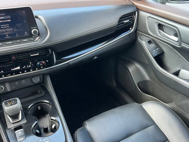 Used 2023 Nissan Rogue SL AWD/4WD image 31
