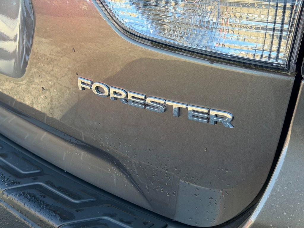 Used 2020 Subaru Forester Limited image 30