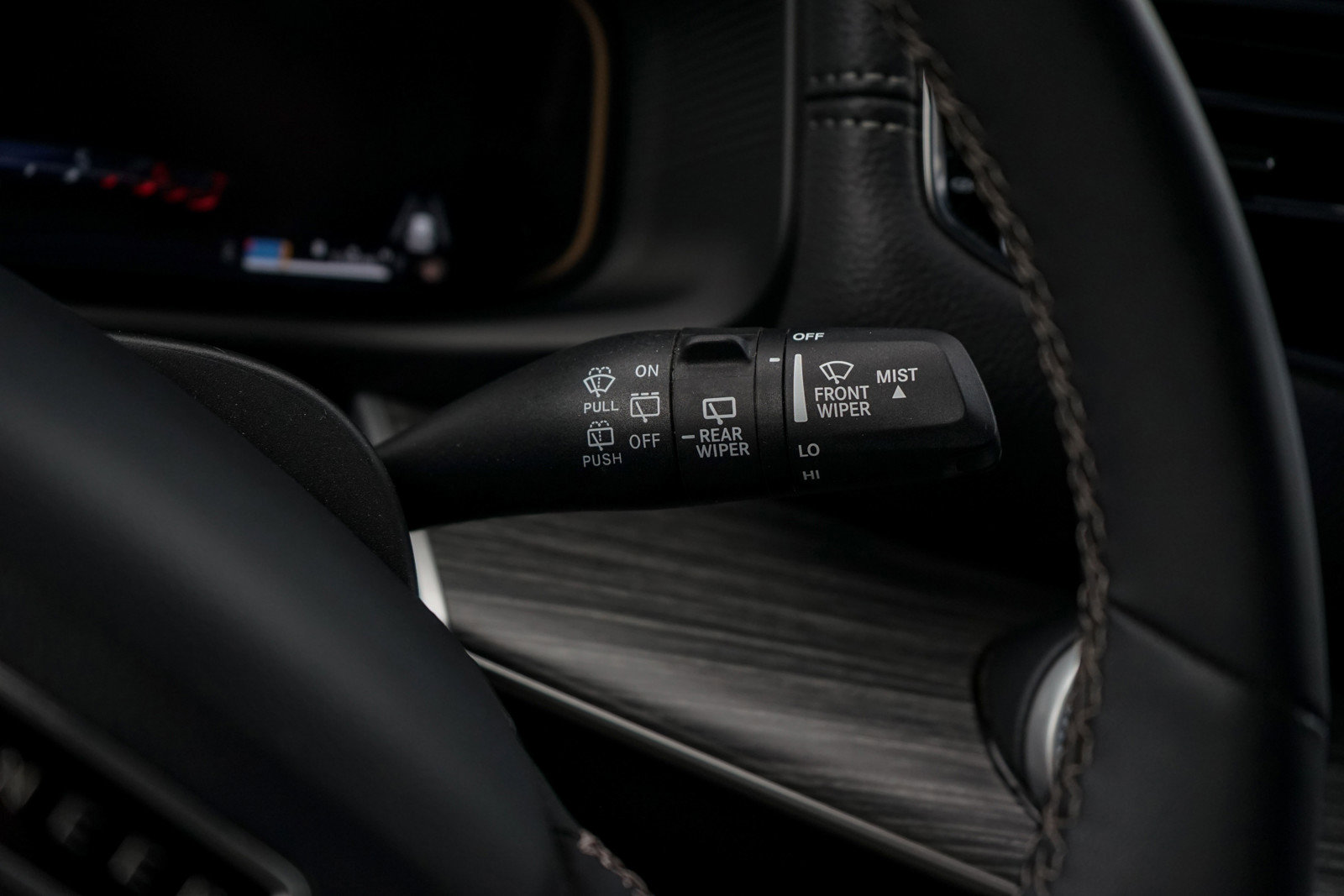 Used 2024 Jeep Wagoneer Series II w/ Flexible Seating Group image 22