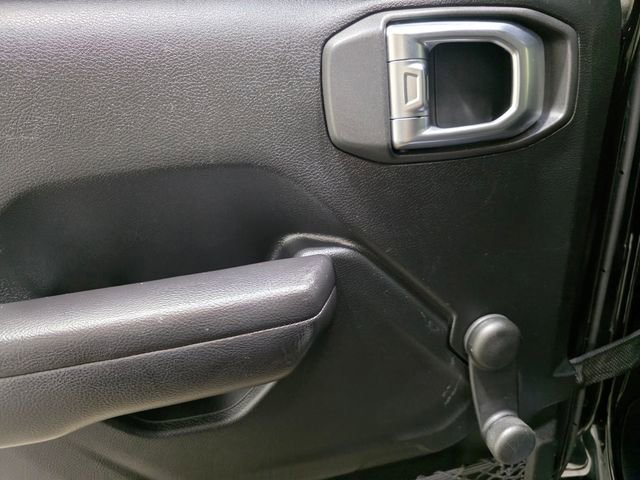 Used 2018 Jeep Wrangler Unlimited Sport image 27