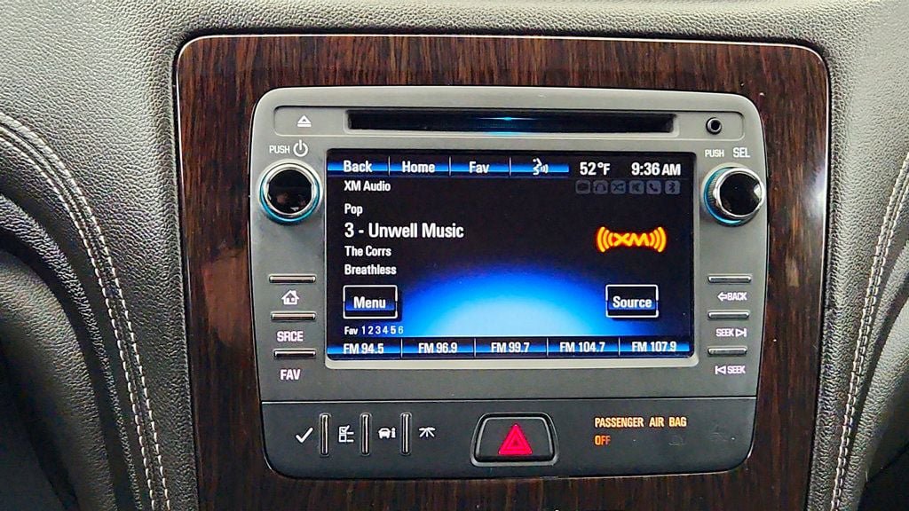 Used 2017 Chevrolet Traverse LT w/ Style and Technology Package AWD/4WD image 18