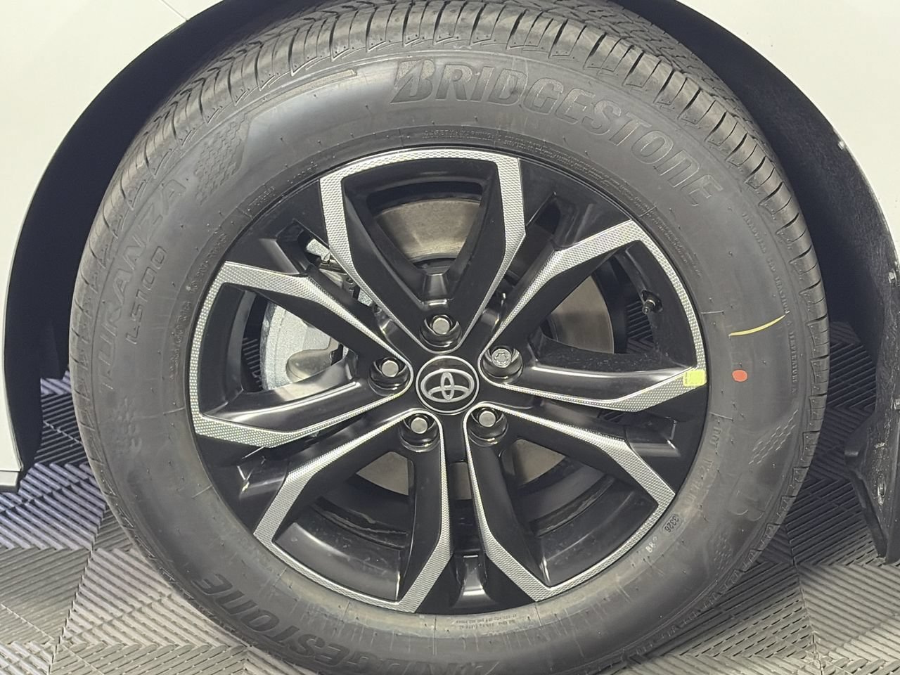 New 2026 Toyota Sienna Platinum AWD/4WD image 10