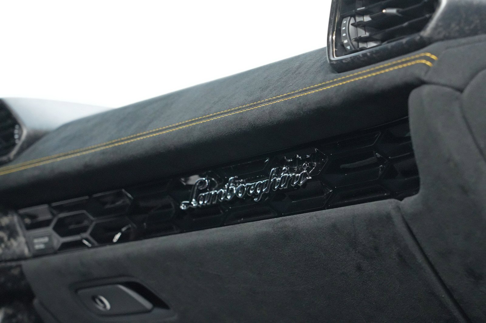 Used 2018 Lamborghini Huracan Performante image 84