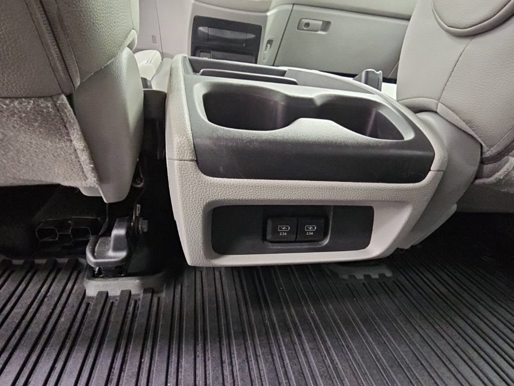 Used 2018 Honda Odyssey EX-L image 31