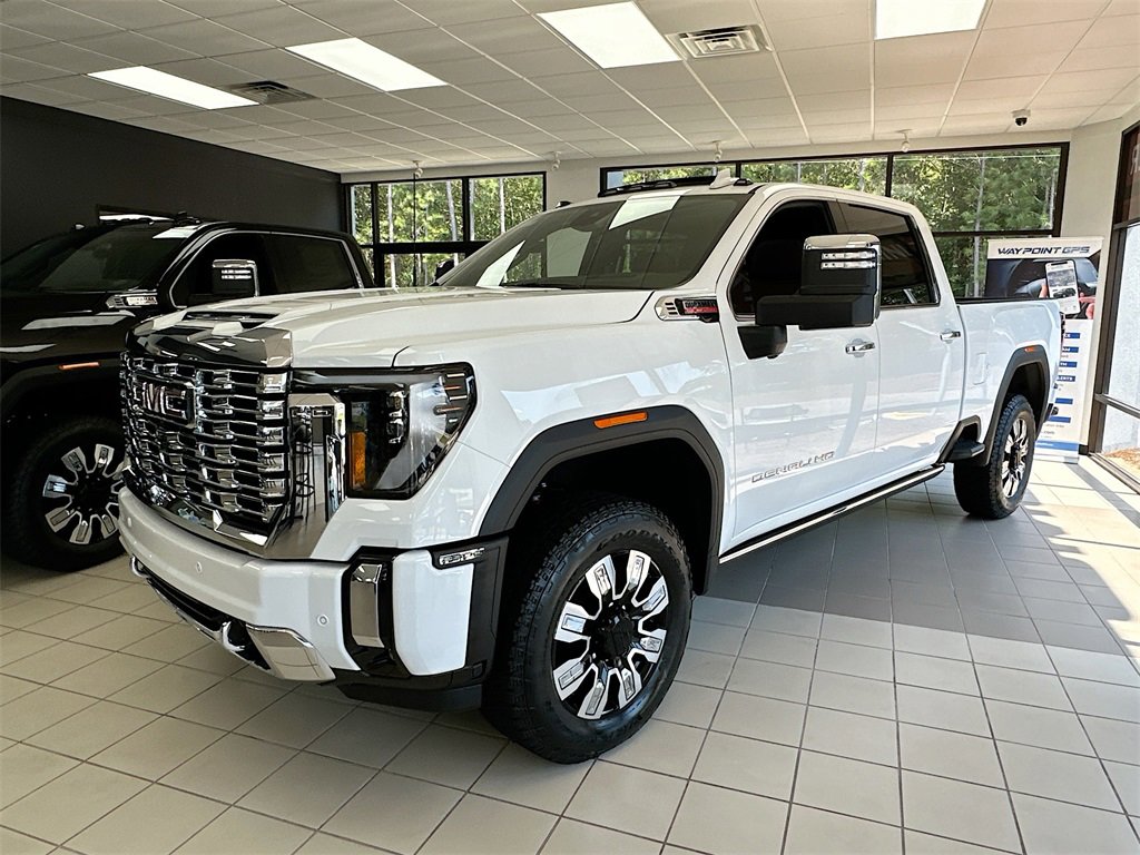 New 2025 GMC Sierra 2500 Denali w/ Denali Reserve Package image 2