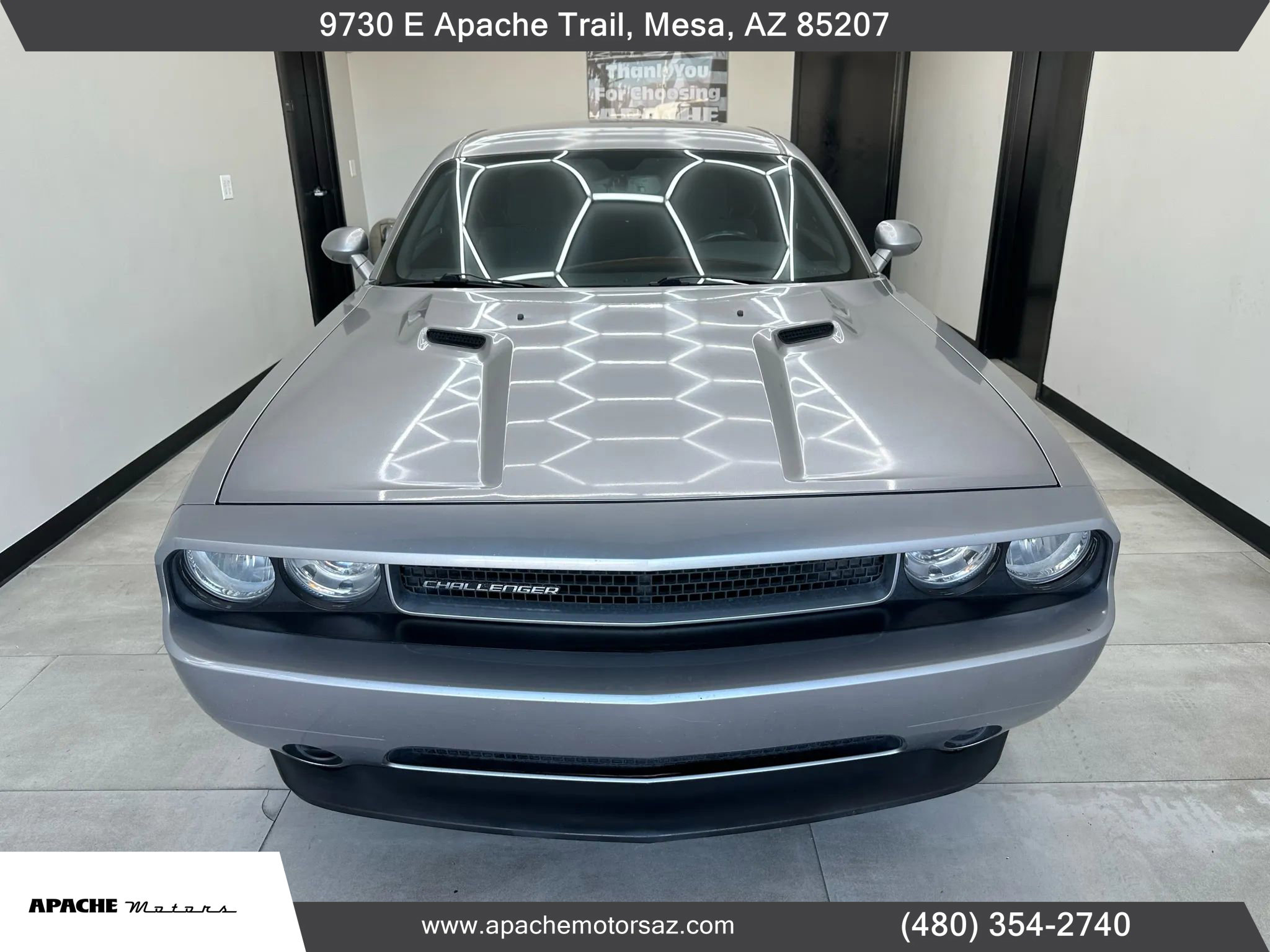 Used 2014 Dodge Challenger SXT image 4
