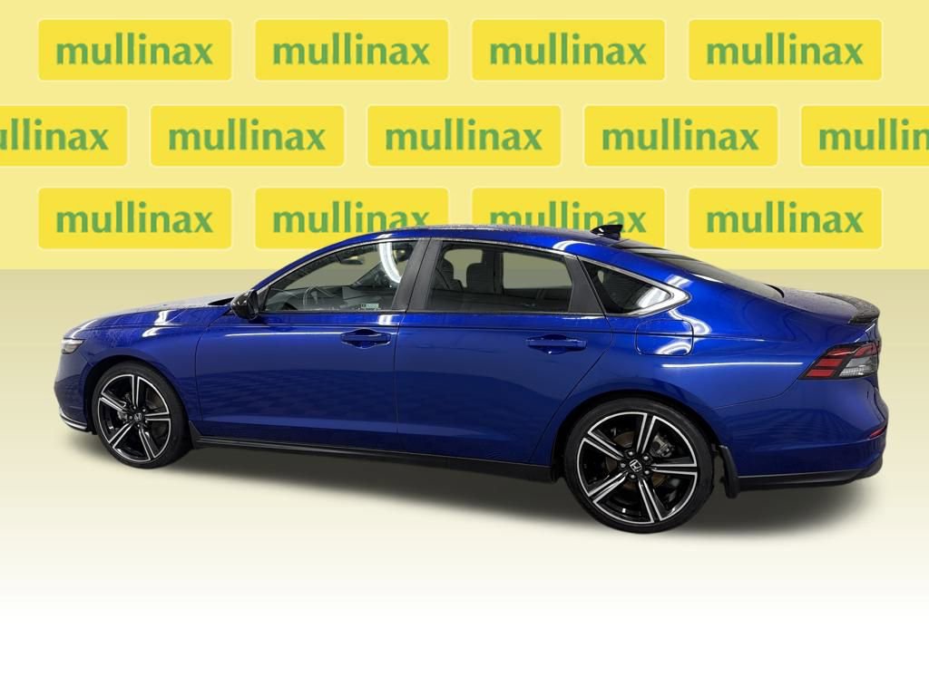 Used 2024 Honda Accord Sport image 12