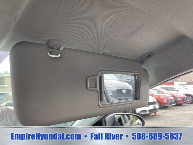 Used 2020 Hyundai Elantra SE w/ Cargo Package (C1) FWD image 31