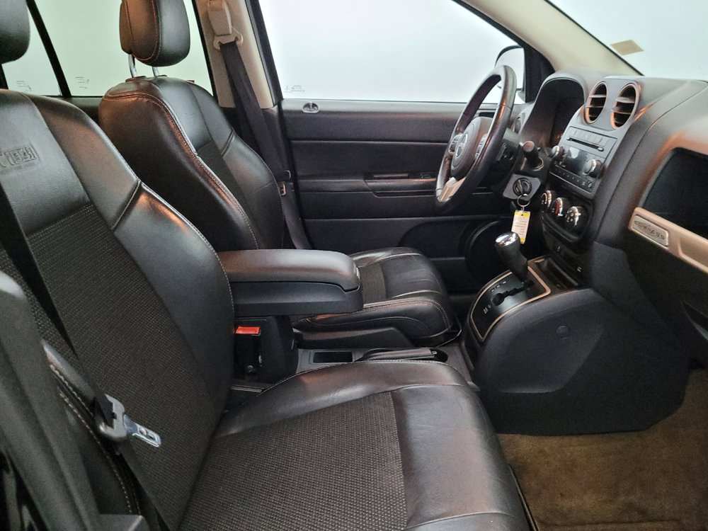 Used 2016 Jeep Compass 75th Anniversary w/ Power Value Group image 21