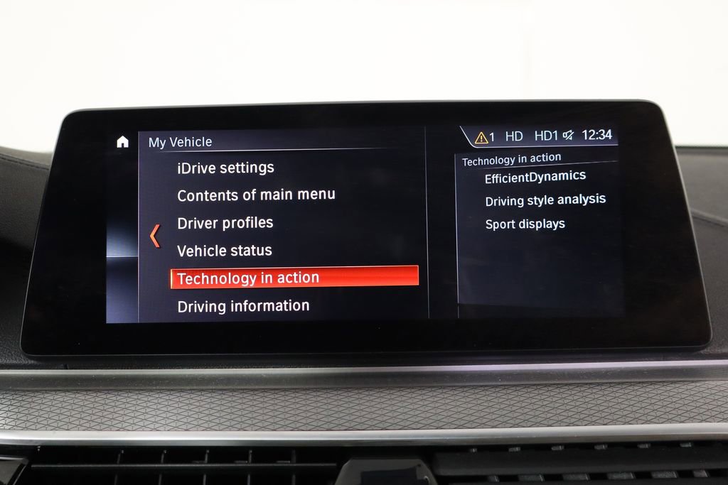 Used 2019 BMW M550i xDrive image 33