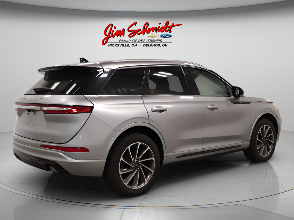 Used 2024 Lincoln Corsair Grand Touring AWD/4WD image 6