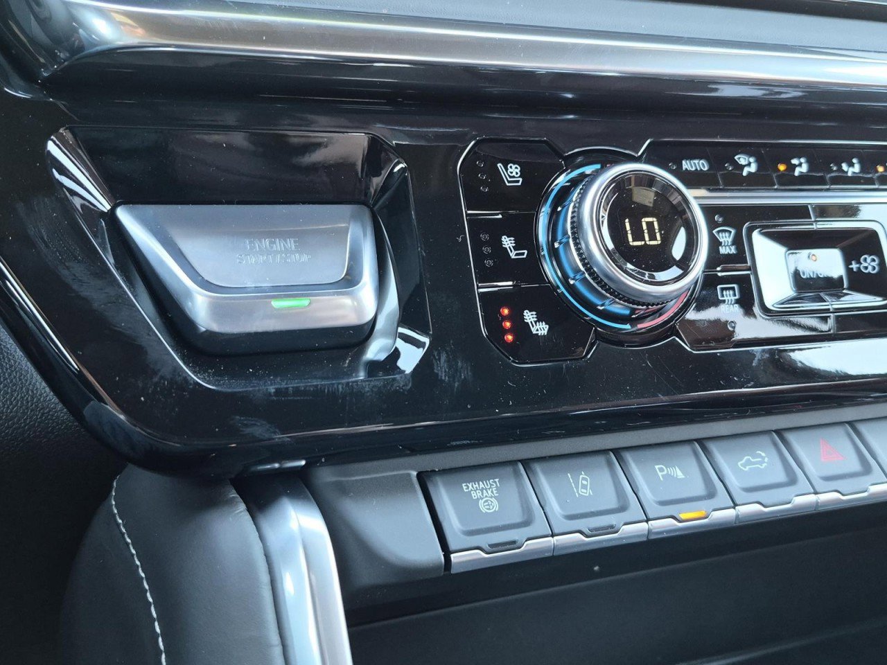 New 2026 GMC Sierra 2500 Denali Ultimate w/ Max Trailering Package image 24