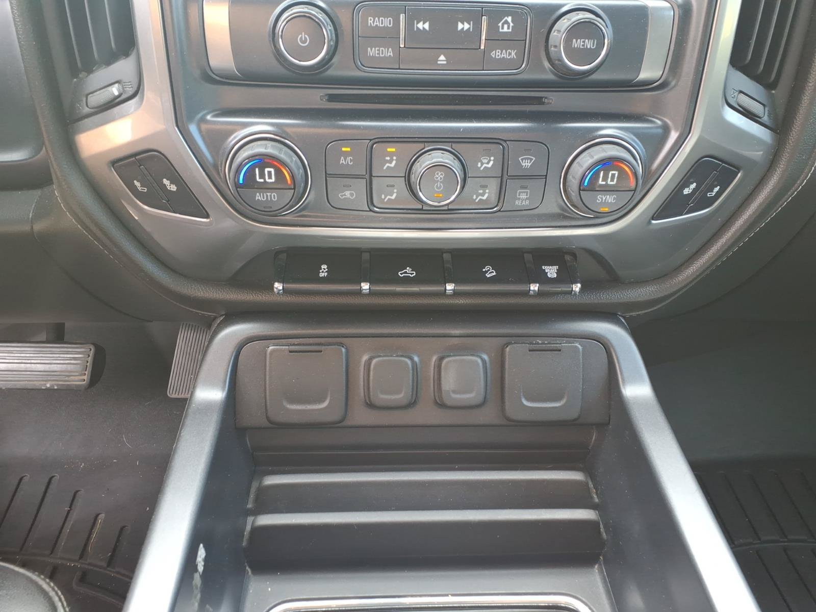 Used 2016 Chevrolet Silverado 2500 LTZ w/ Z71 Package, Off-Road AWD/4WD image 27