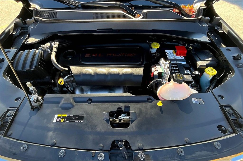 Used 2022 Jeep Compass Limited image 10