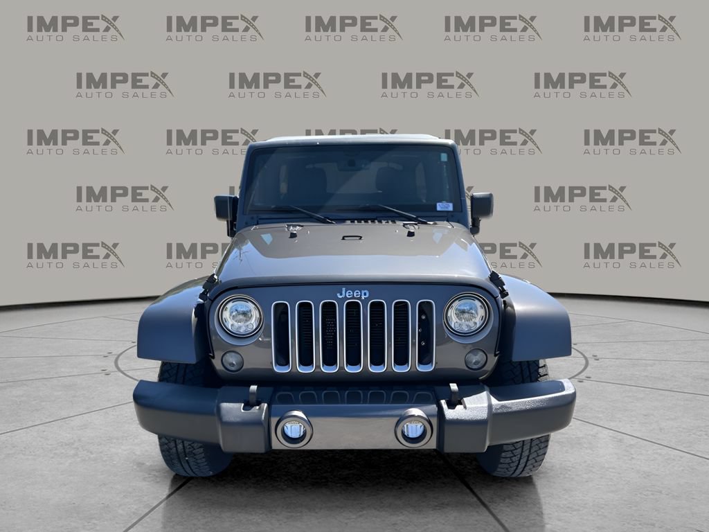 Used 2017 Jeep Wrangler Unlimited Sahara w/ Connectivity Group AWD/4WD image 8