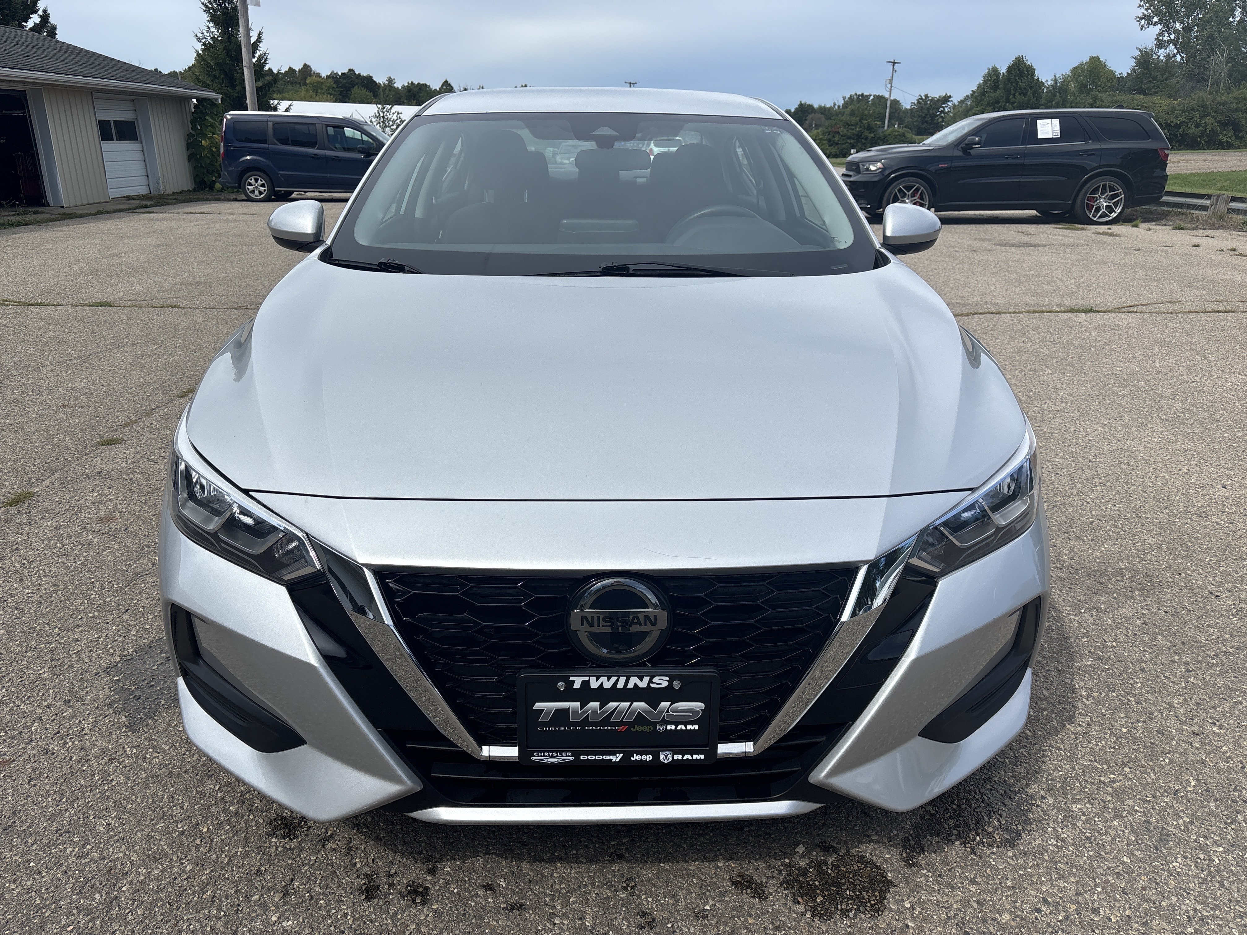 Used 2023 Nissan Sentra SV FWD image 11