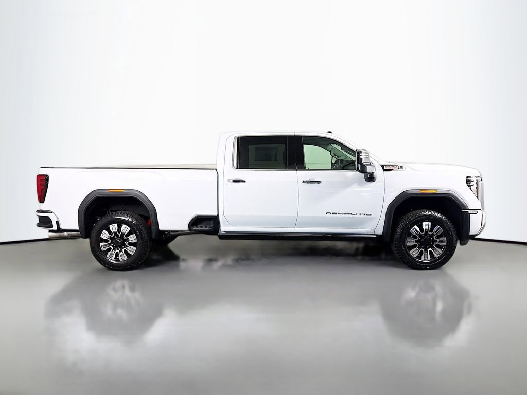 New 2026 GMC Sierra 3500 Denali w/ Denali Reserve Package image 8
