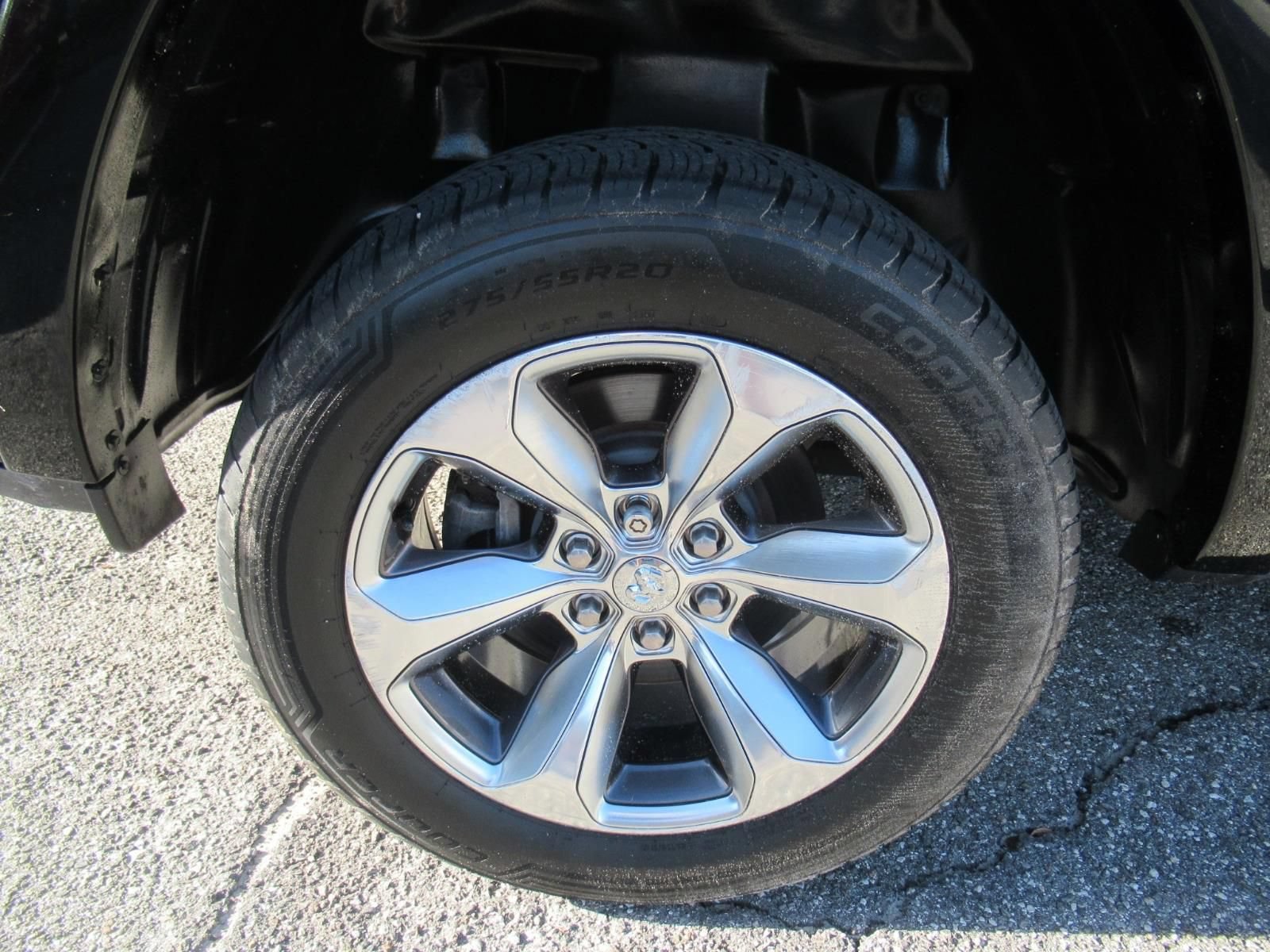 Used 2019 RAM 1500 Limited RWD image 8