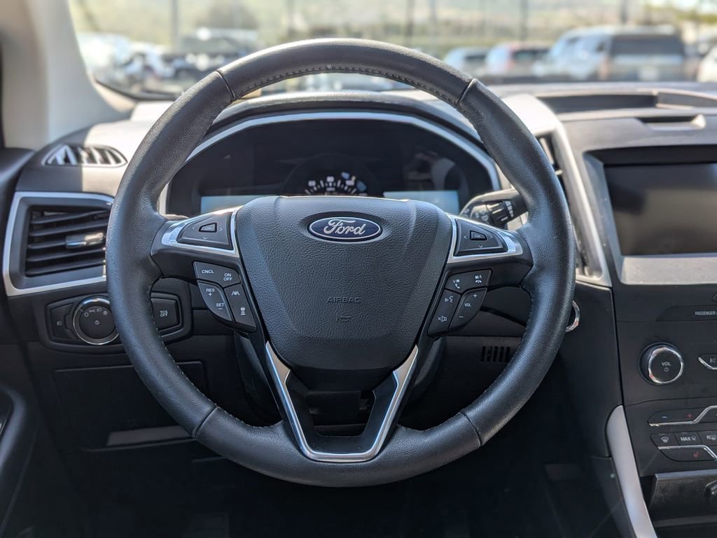 Used 2020 Ford Edge SEL image 13
