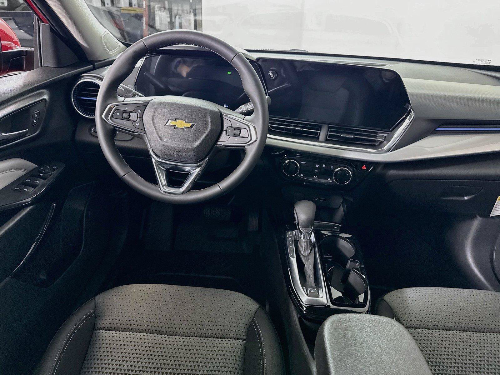 New 2026 Chevrolet Trax LT w/ Driver Confidence Package FWD image 2