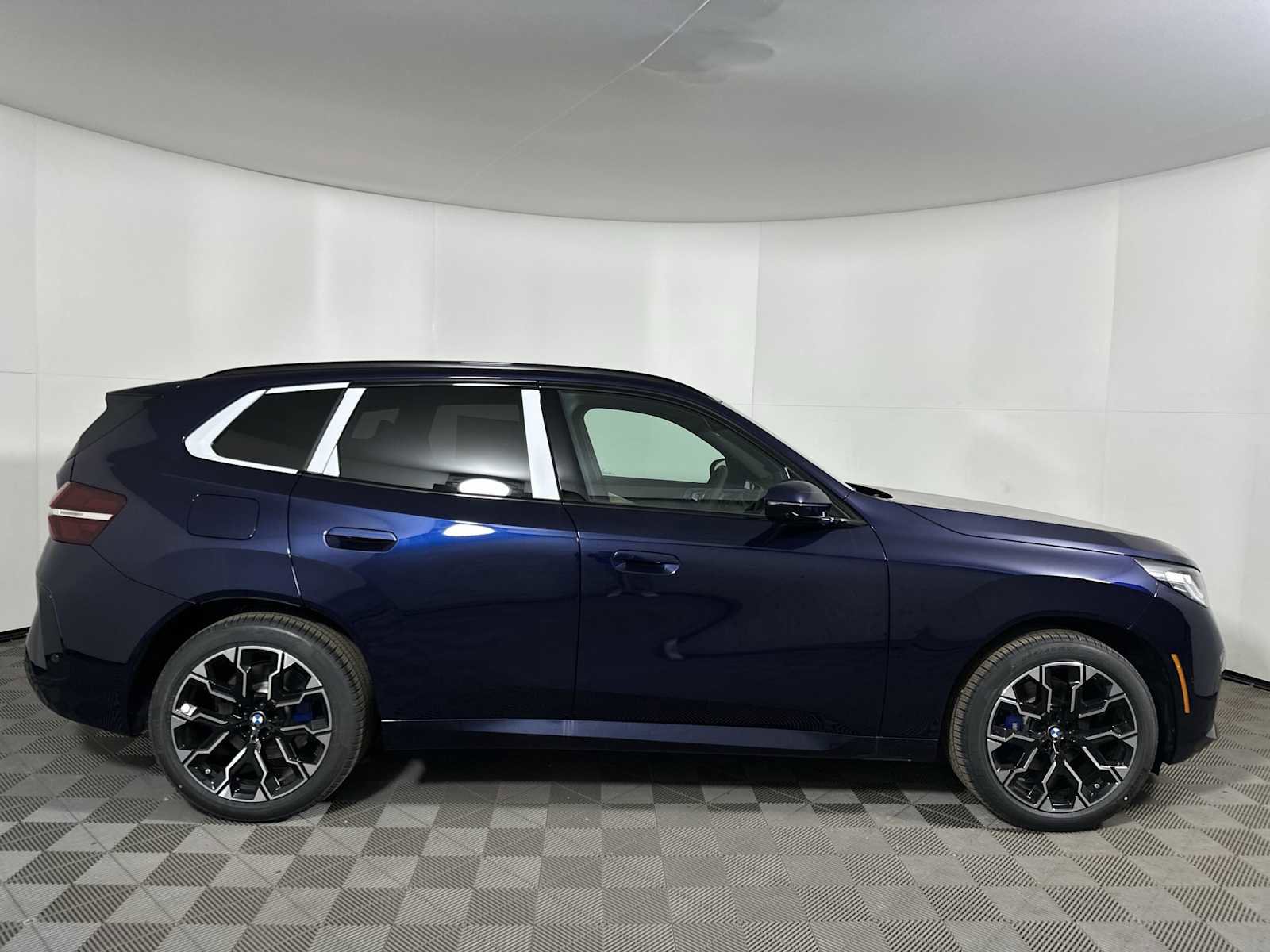 New 2026 BMW X3 xDrive30 w/ Premium Package image 8