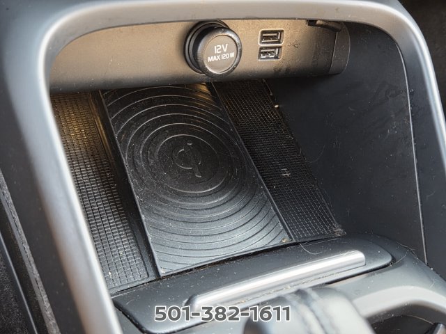 Used 2019 Volvo XC40 T5 Momentum AWD/4WD image 29