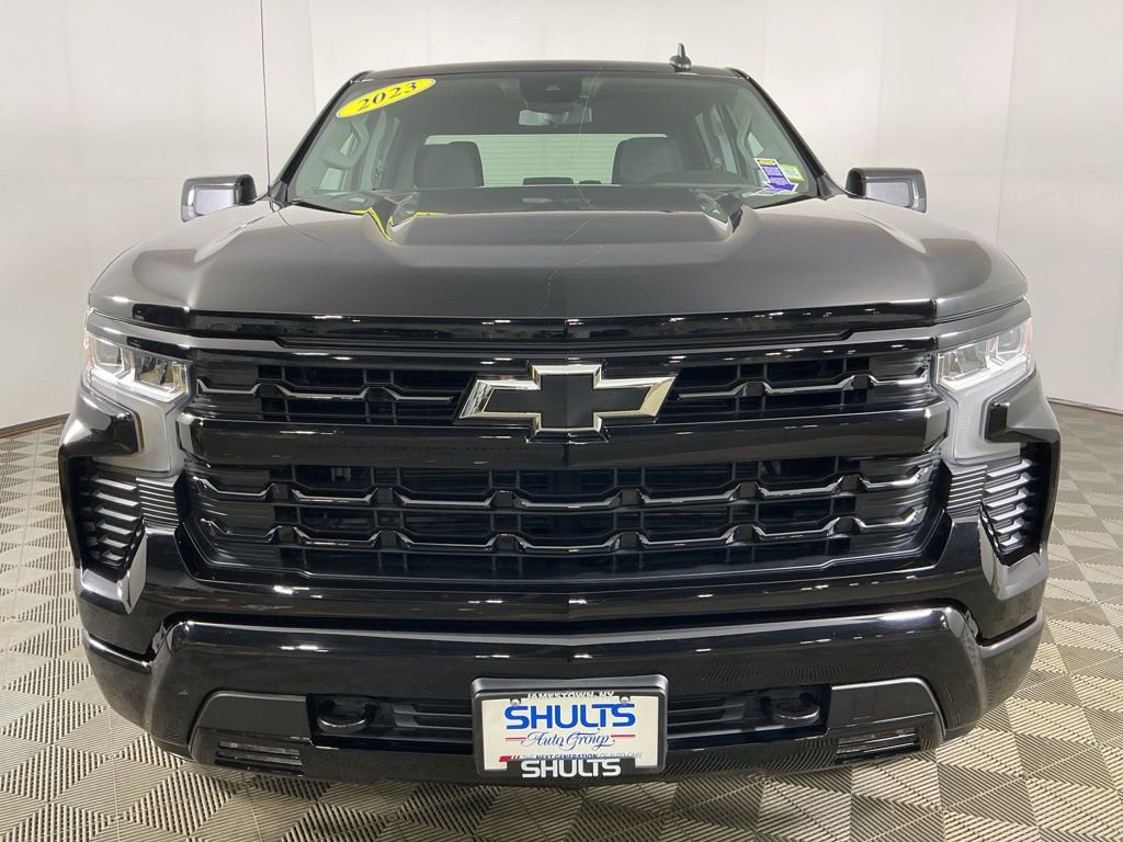 Used 2023 Chevrolet Silverado 1500 RST w/ Protection Package AWD/4WD image 4