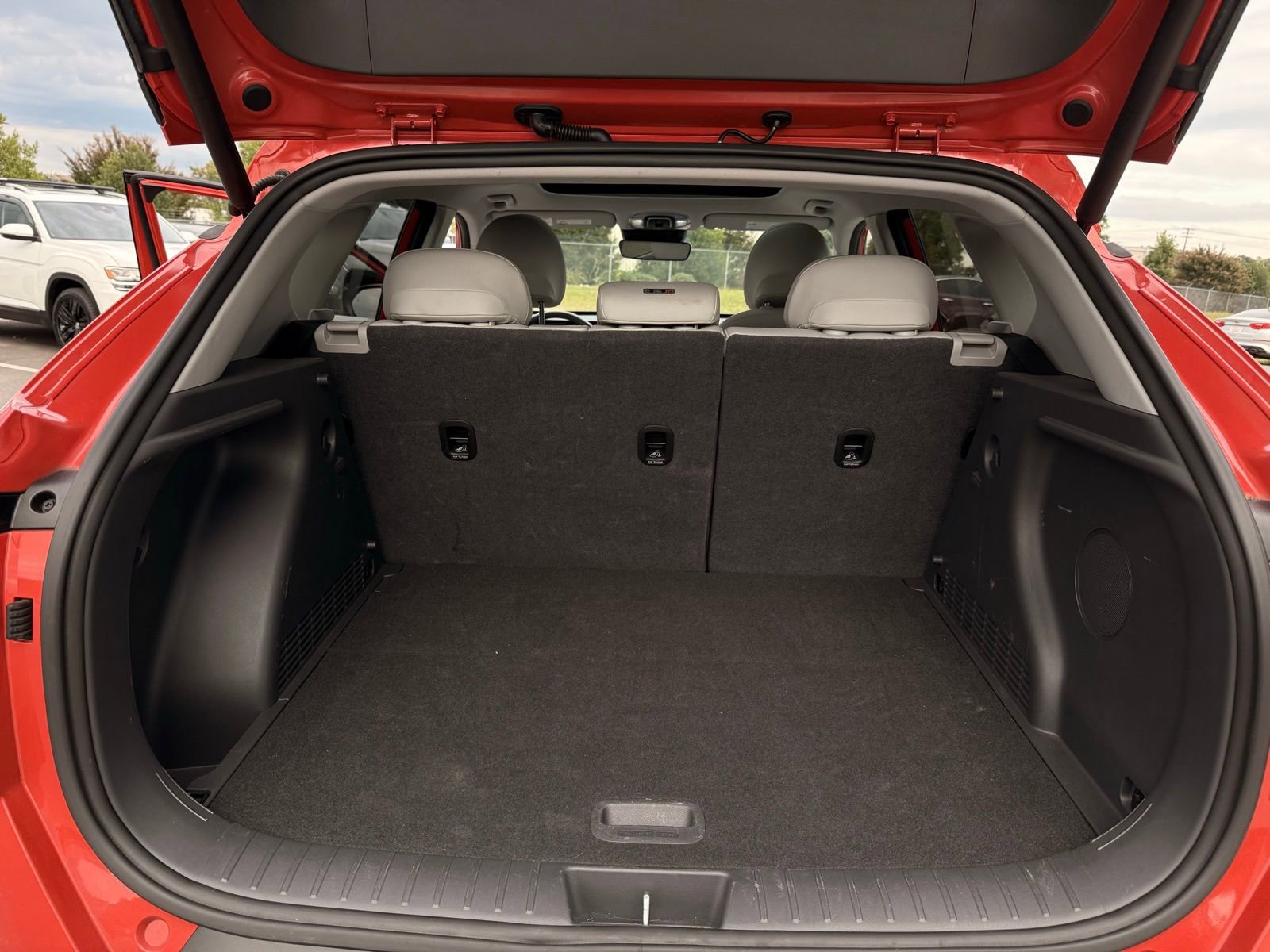 Used 2024 Hyundai Kona Limited image 36