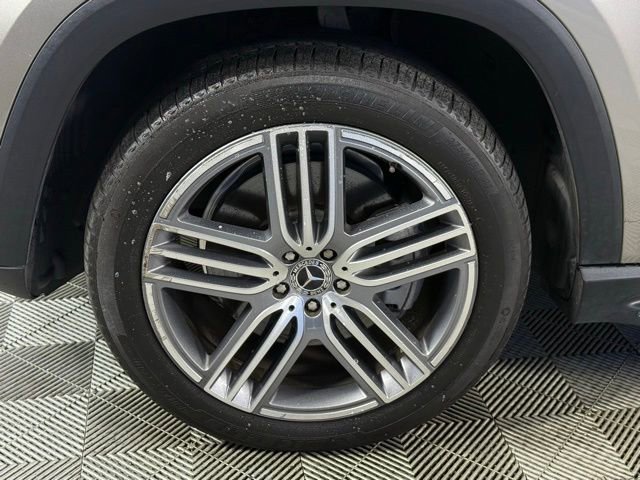 Used 2020 Mercedes-Benz GLS 450 4MATIC image 9