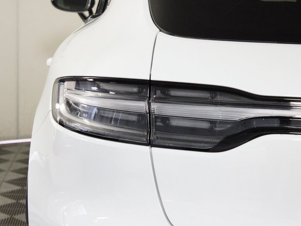 Certified 2026 Porsche Macan Turbo AWD/4WD image 12