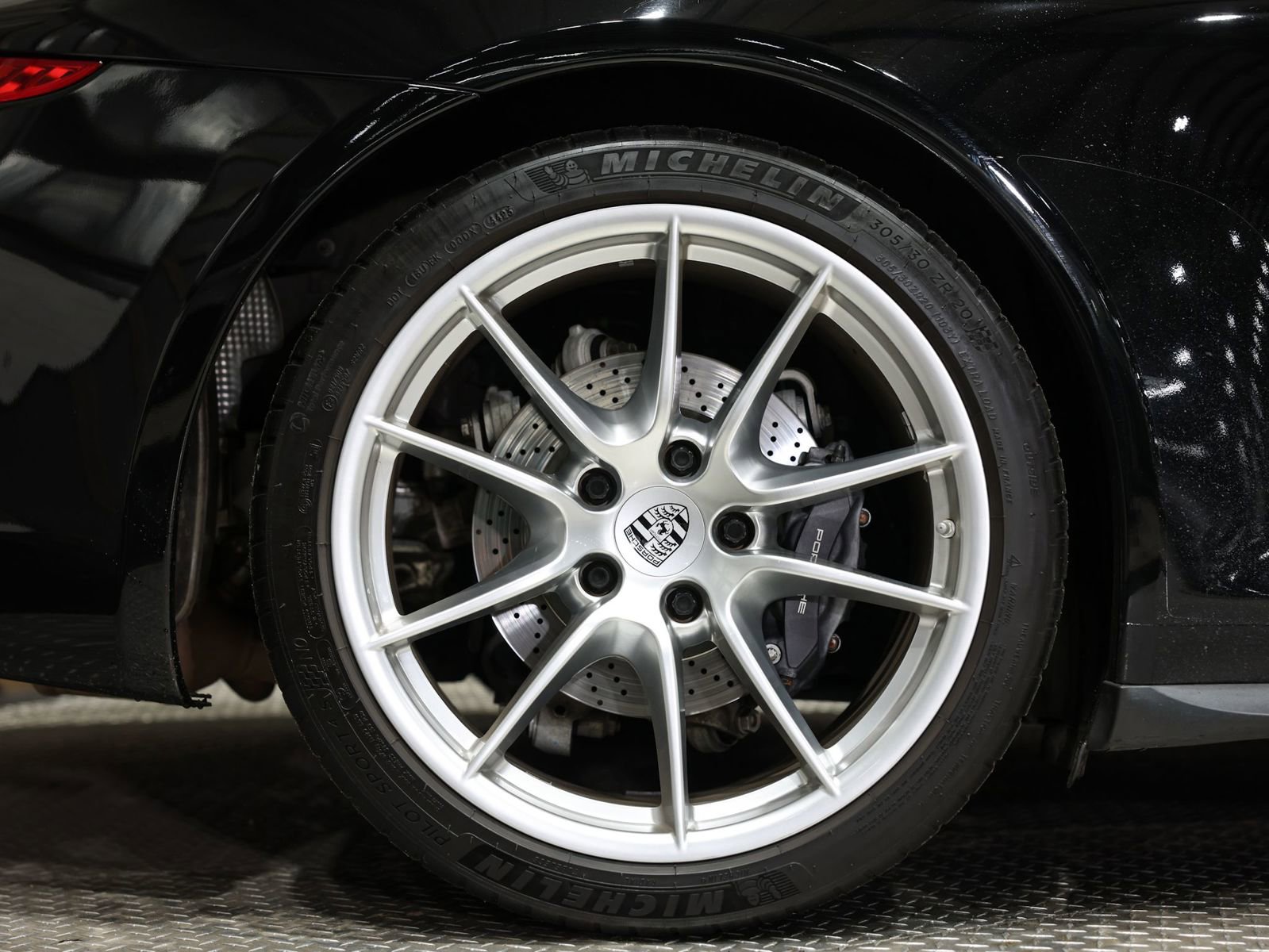 Used 2013 Porsche 911 Carrera image 19