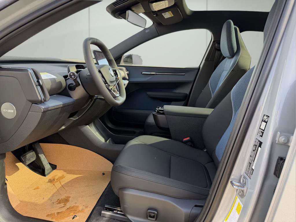 New 2026 Volvo EX30 Ultra w/ Protection Package Premier AWD/4WD image 14