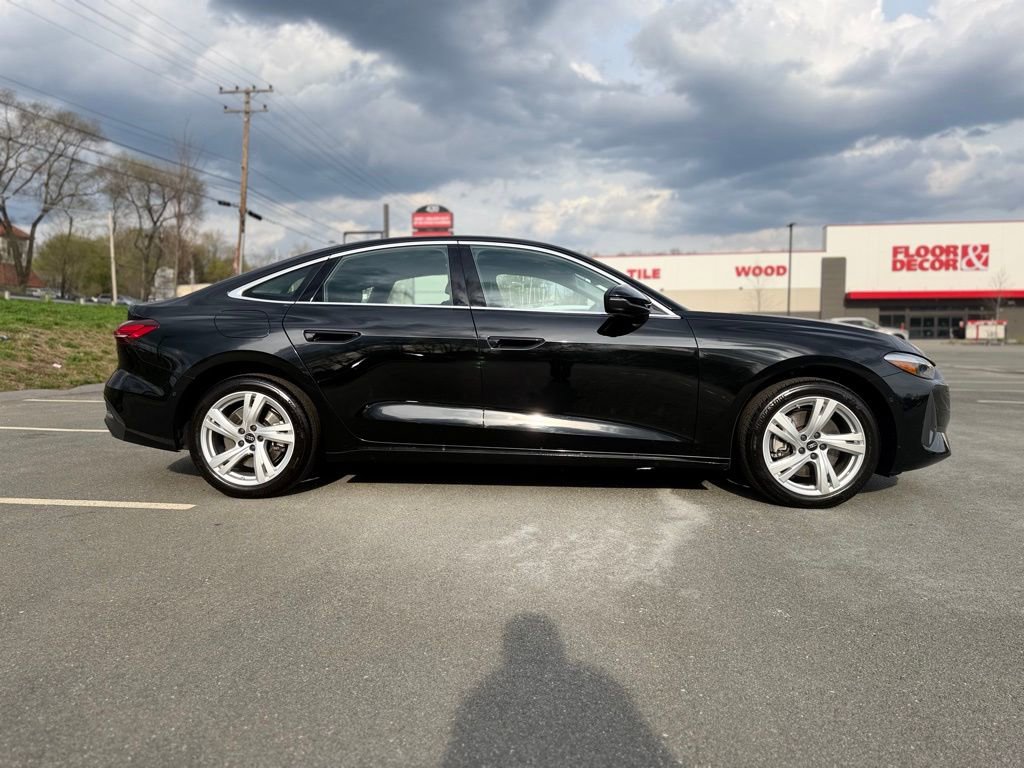 Used 2025 Audi A5 2.0T Premium w/ Convenience Package image 8