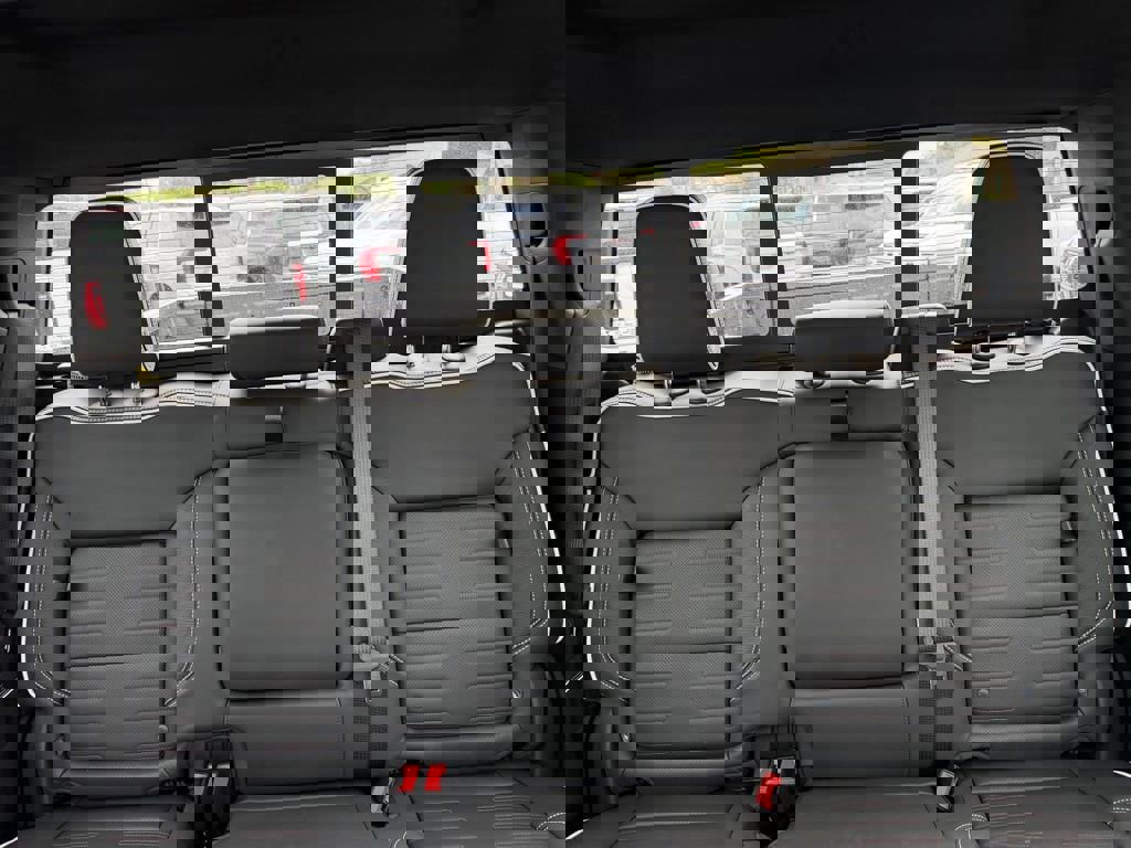 New 2026 GMC Sierra 1500 AT4X w/ LPO, Black Badging Package image 23