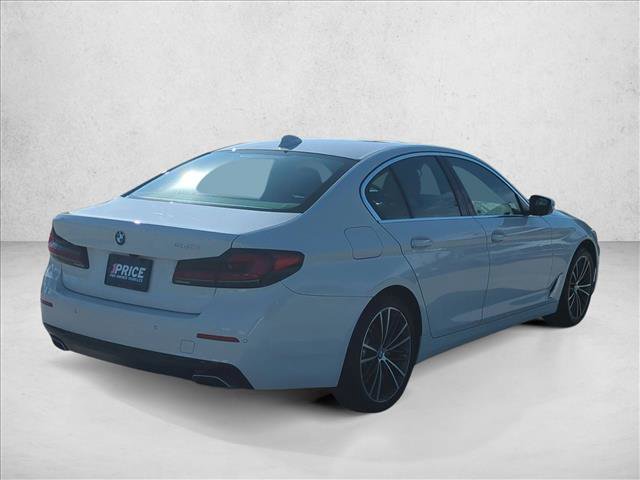 Used 2023 BMW 540i w/ Premium Package image 5