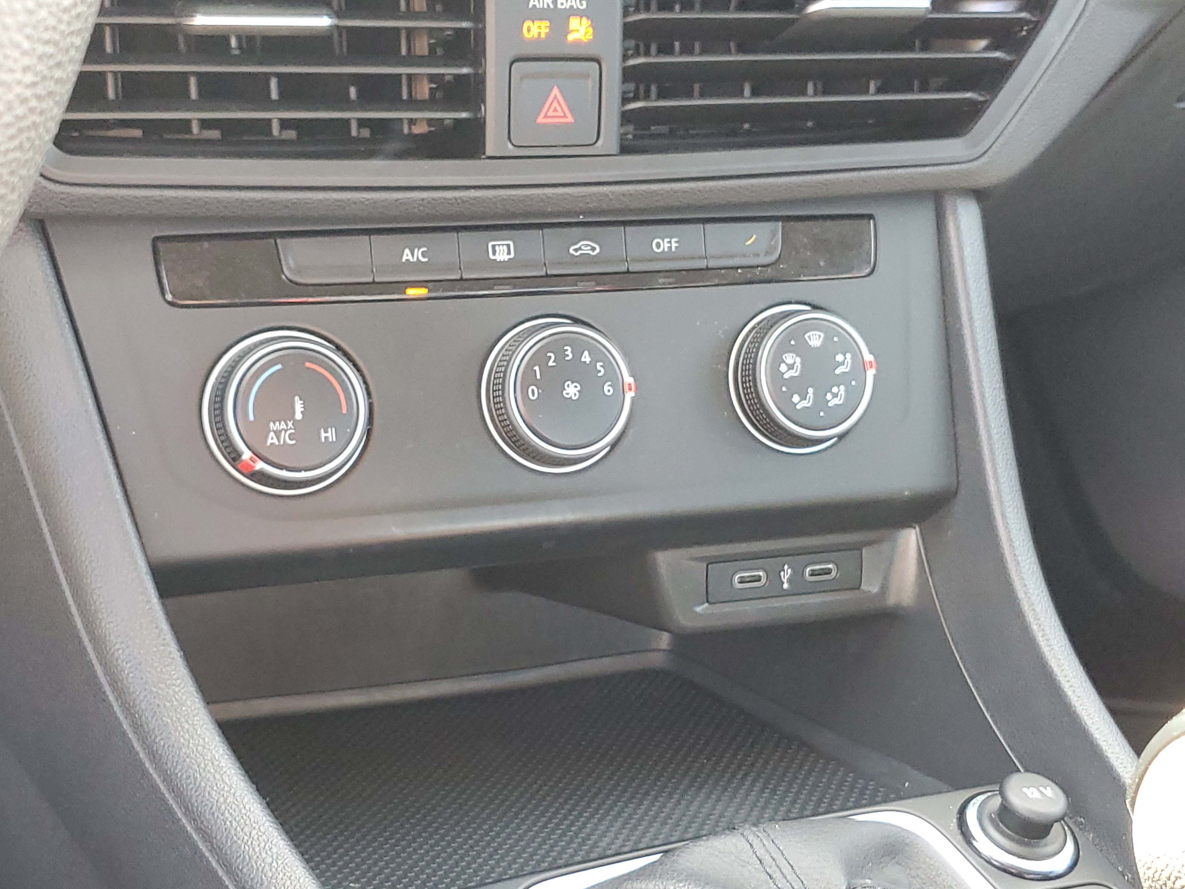 Certified 2023 Volkswagen Jetta S image 25