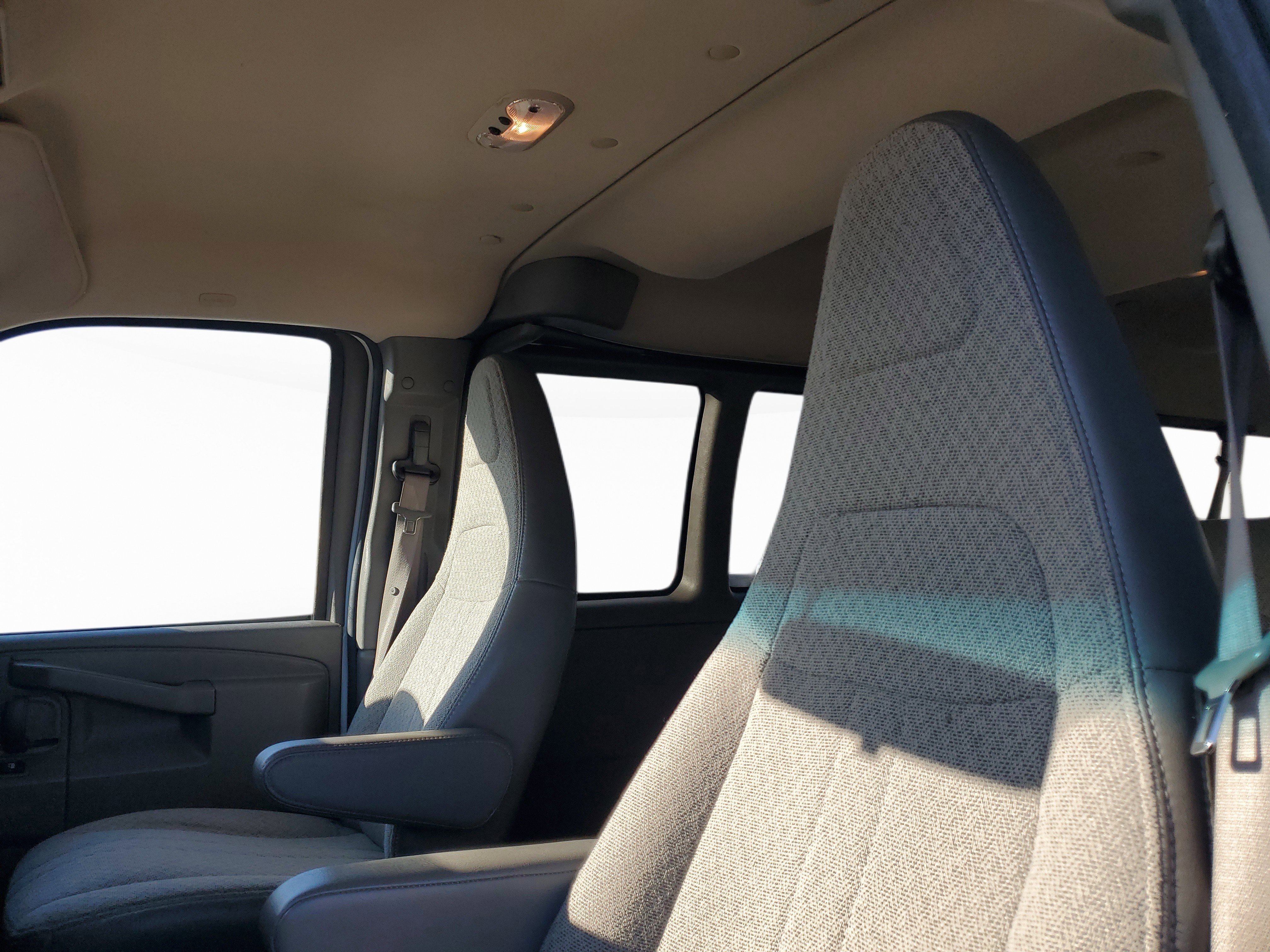 Used 2023 Chevrolet Express 3500 LS image 19