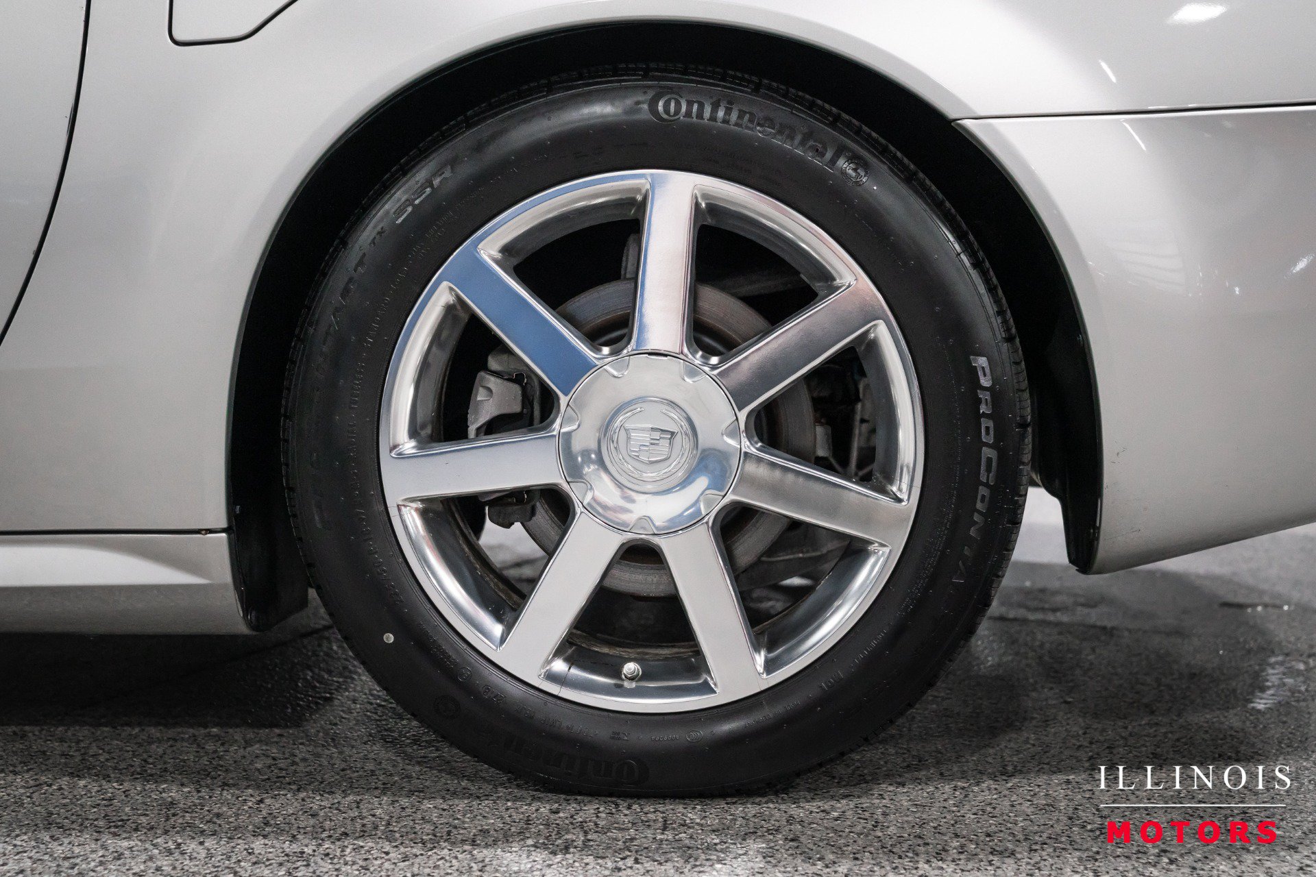 Used 2004 Cadillac XLR RWD image 10
