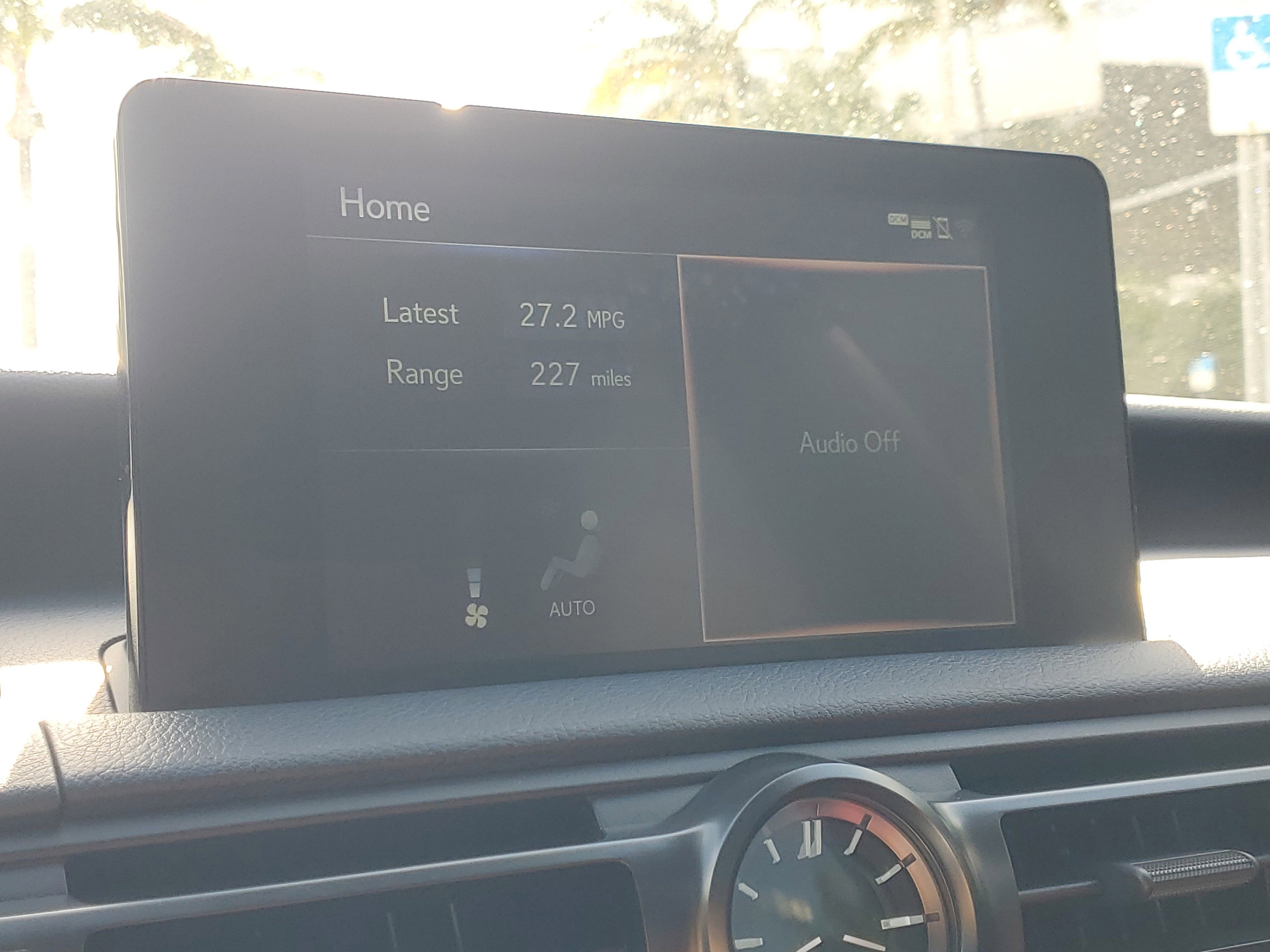 Used 2025 Lexus IS 300 w/ Comfort Package RWD image 30