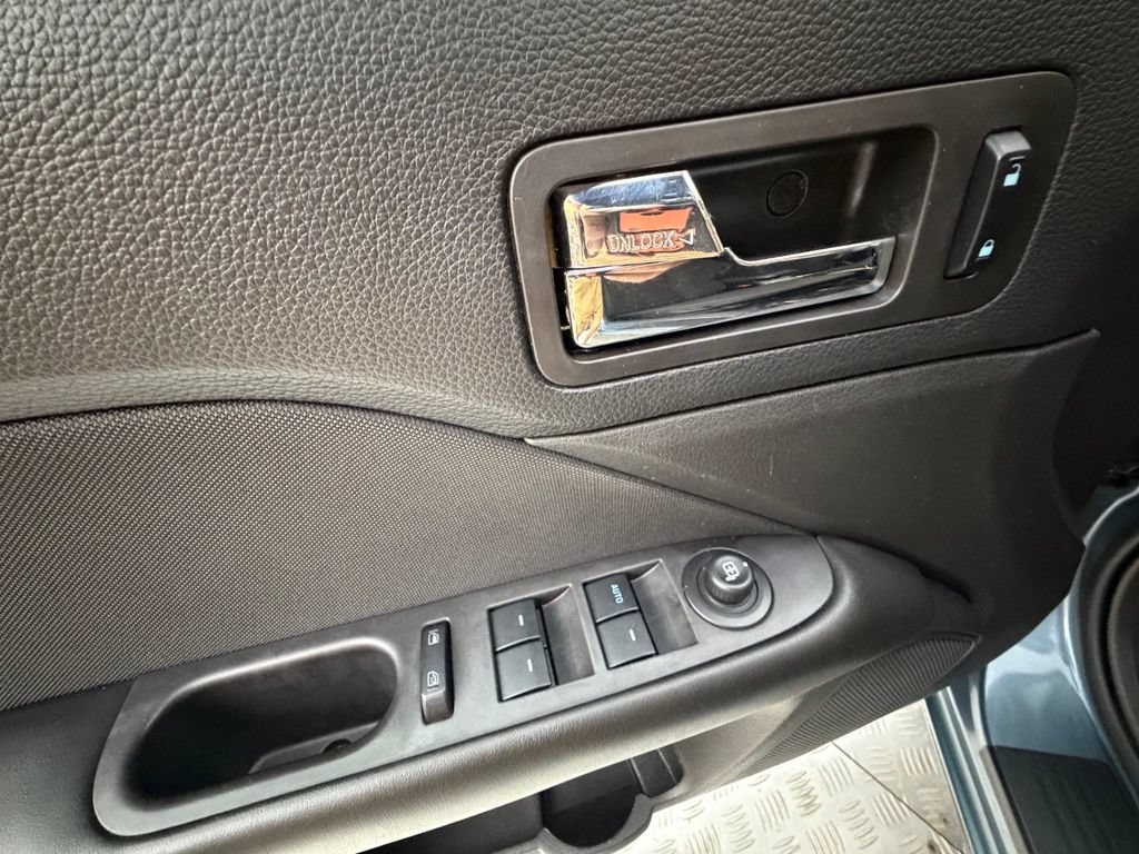 Used 2012 Ford Fusion SE FWD image 40