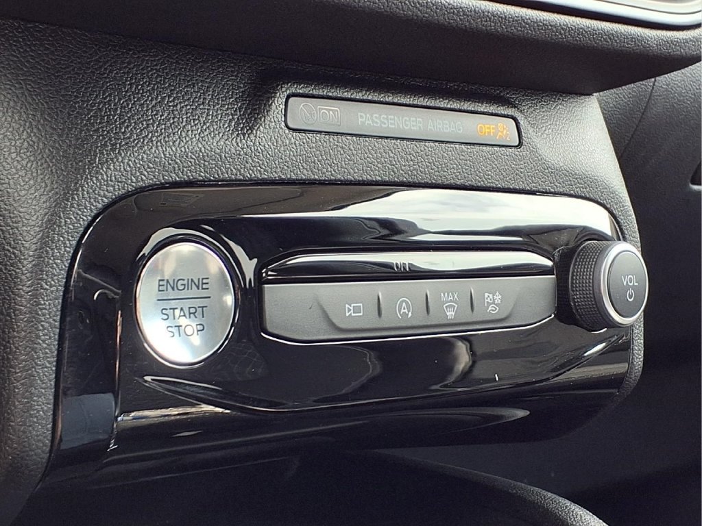 Used 2023 Ford Escape Active w/ Tech Pack #2 AWD/4WD image 22