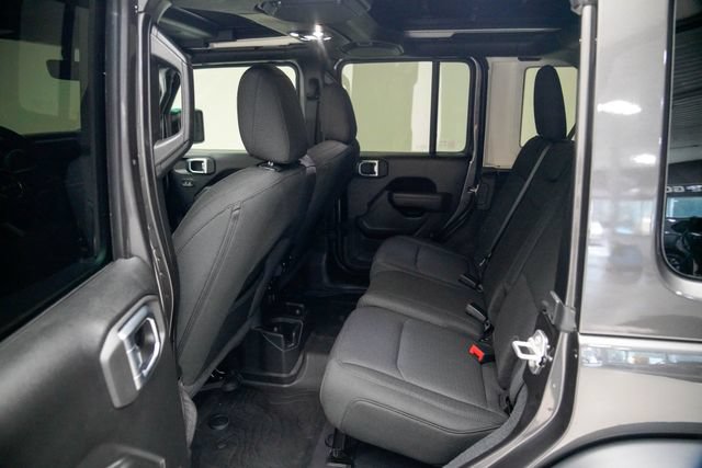 Used 2022 Jeep Wrangler Unlimited Sport AWD/4WD image 14
