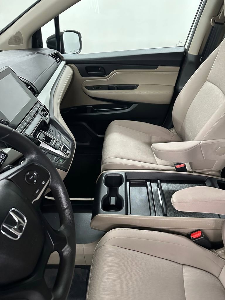 Used 2018 Honda Odyssey EX image 18
