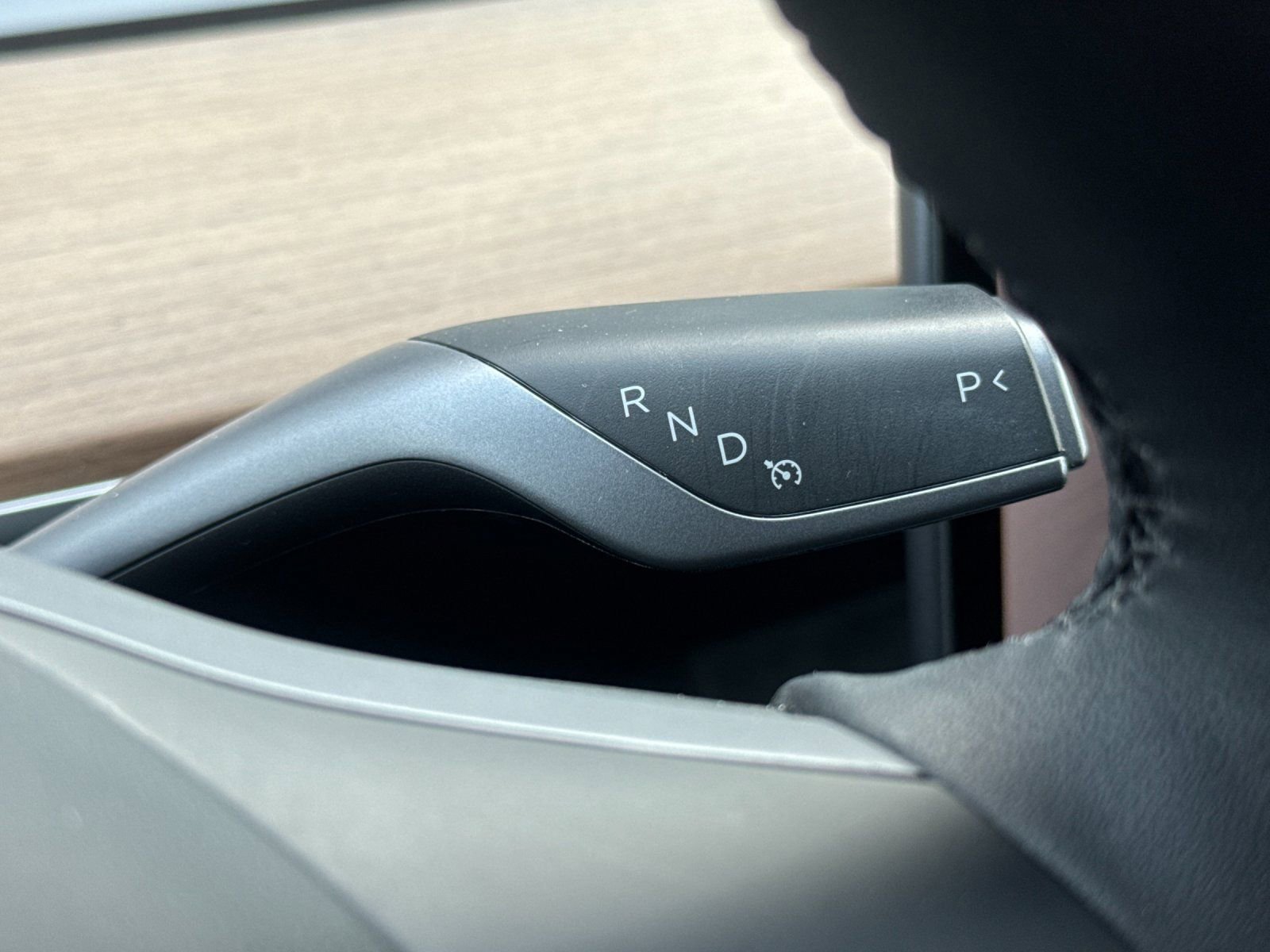 Used 2023 Tesla Model Y 2WD image 22