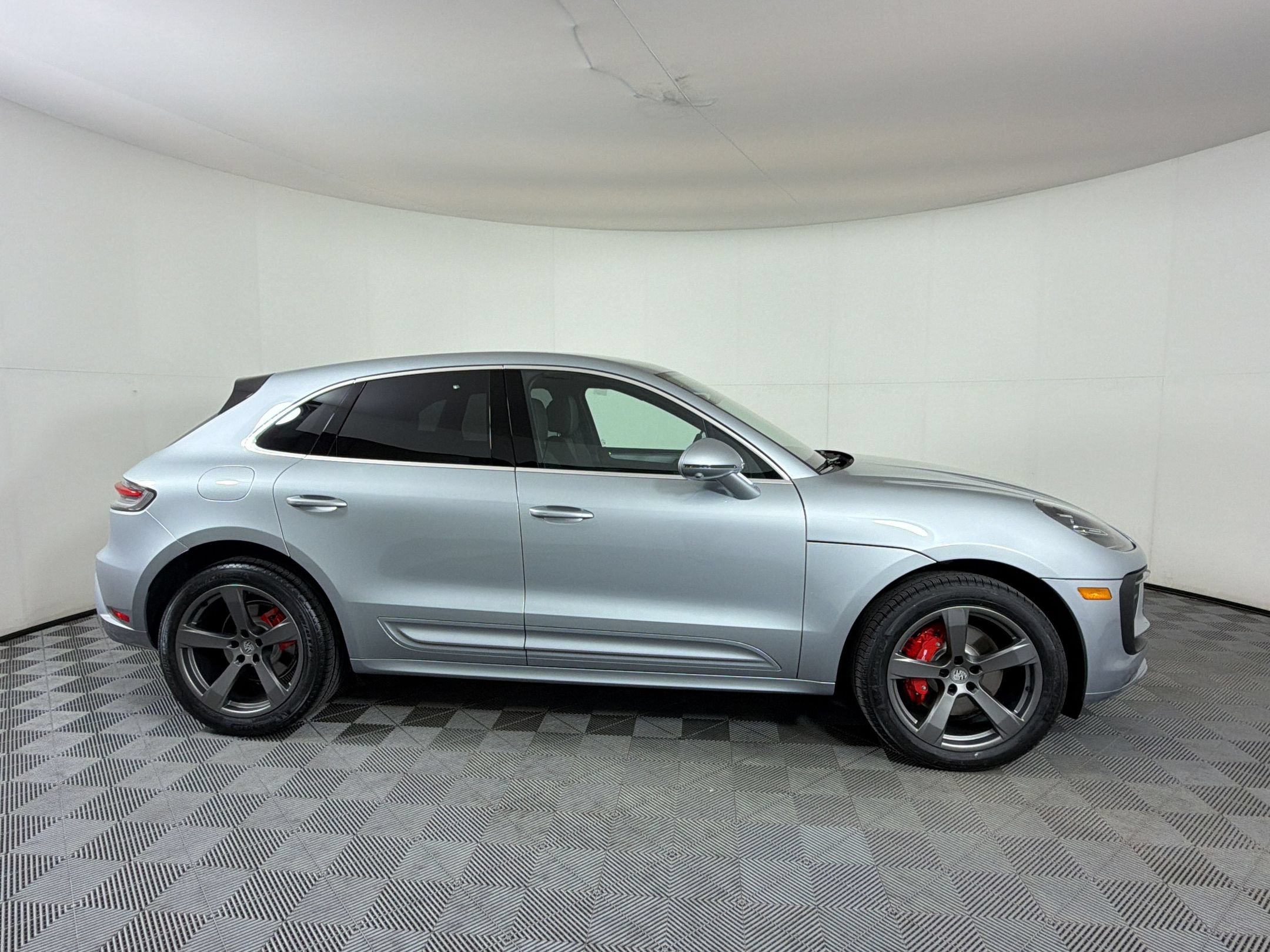 New 2026 Porsche Macan S AWD/4WD image 9
