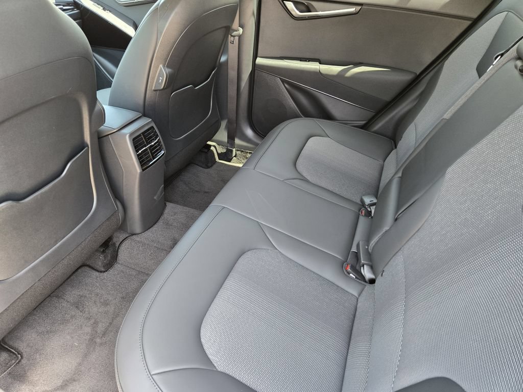 New 2026 Kia Niro EX w/ EX Premium Package FWD image 20