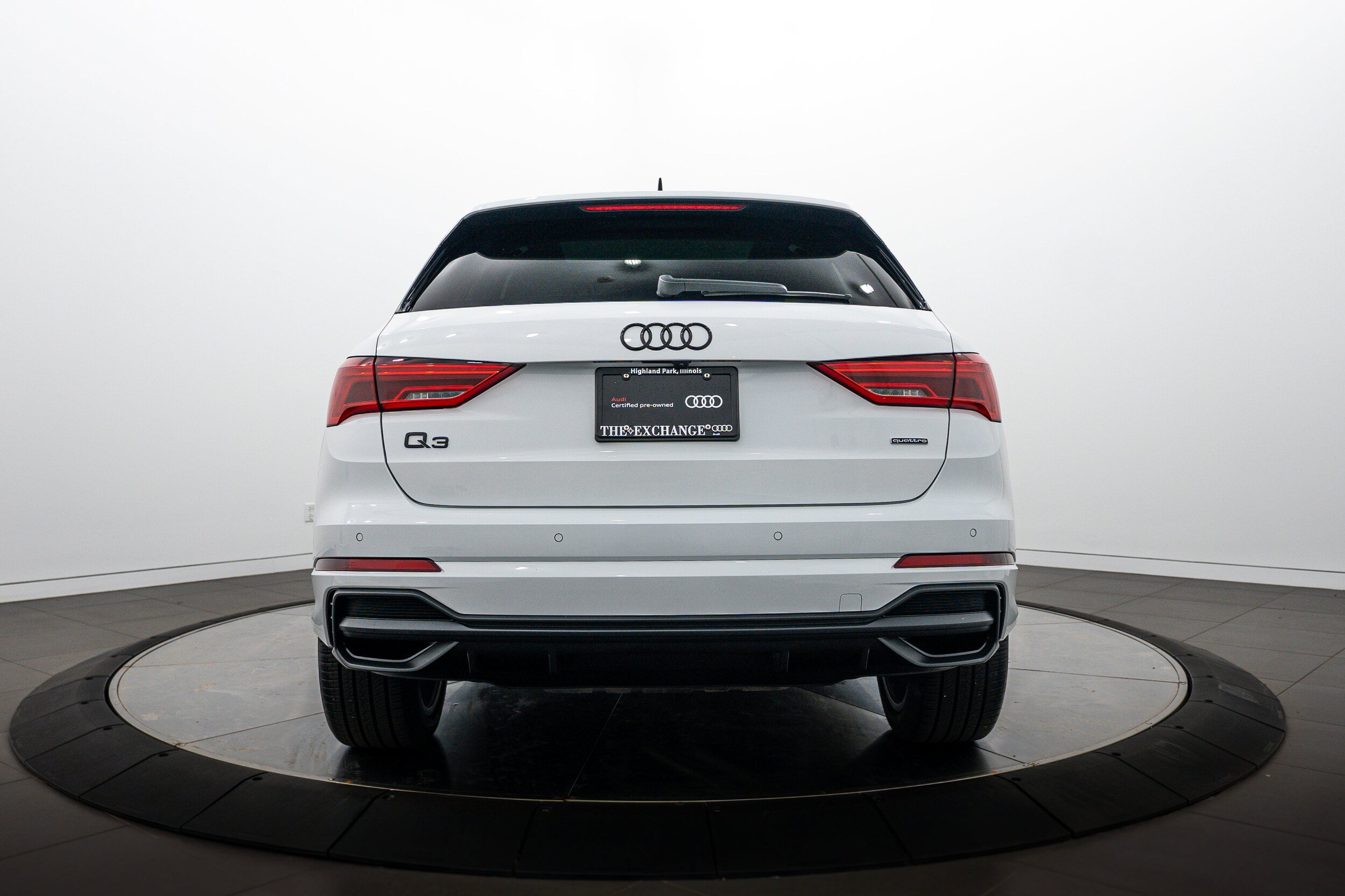 Certified 2023 Audi Q3 2.0T Premium Plus w/ Premium Plus Package AWD/4WD image 20