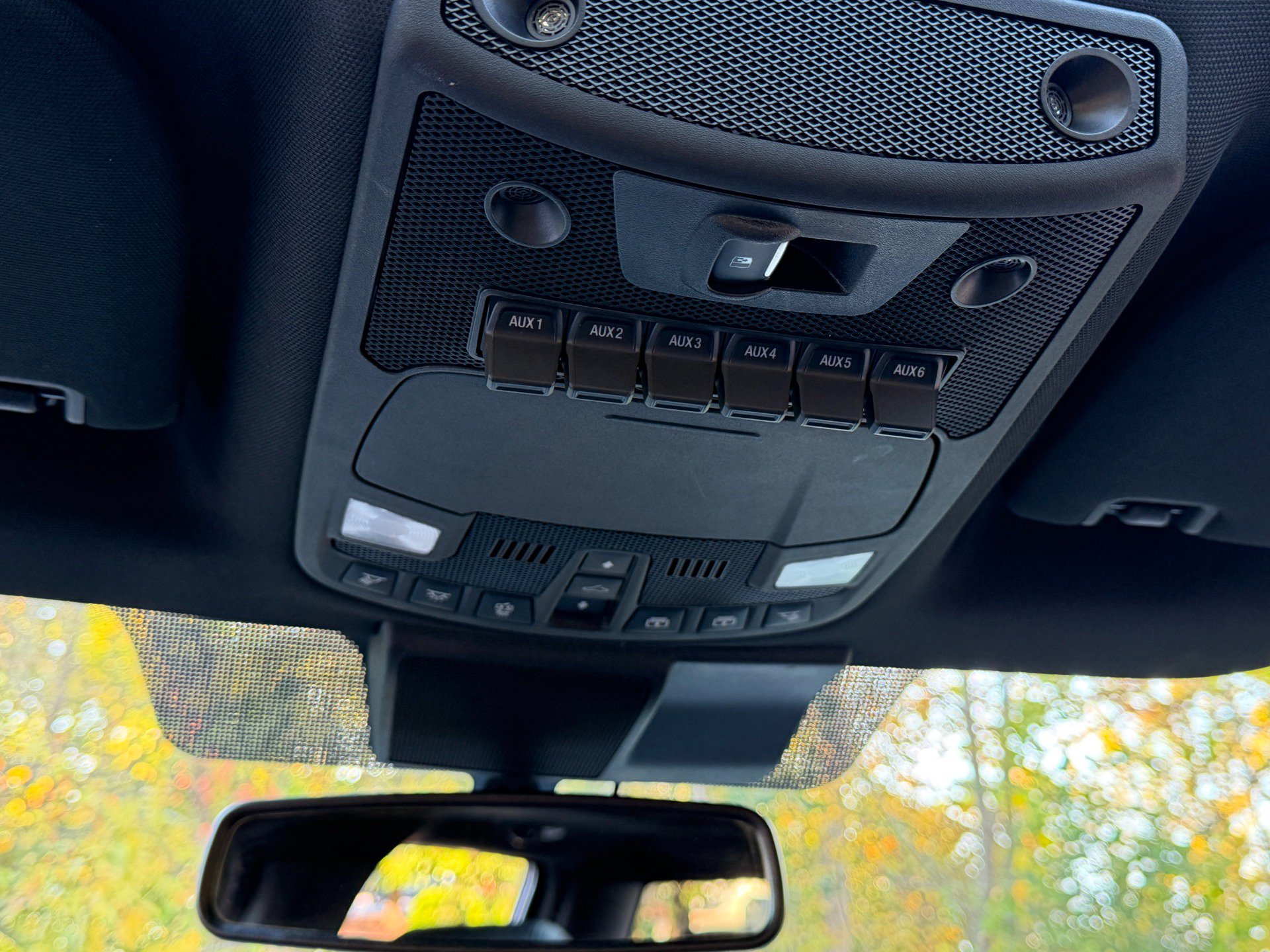 Used 2019 Ford F150 Raptor w/ Equipment Group 802A Luxury AWD/4WD image 54