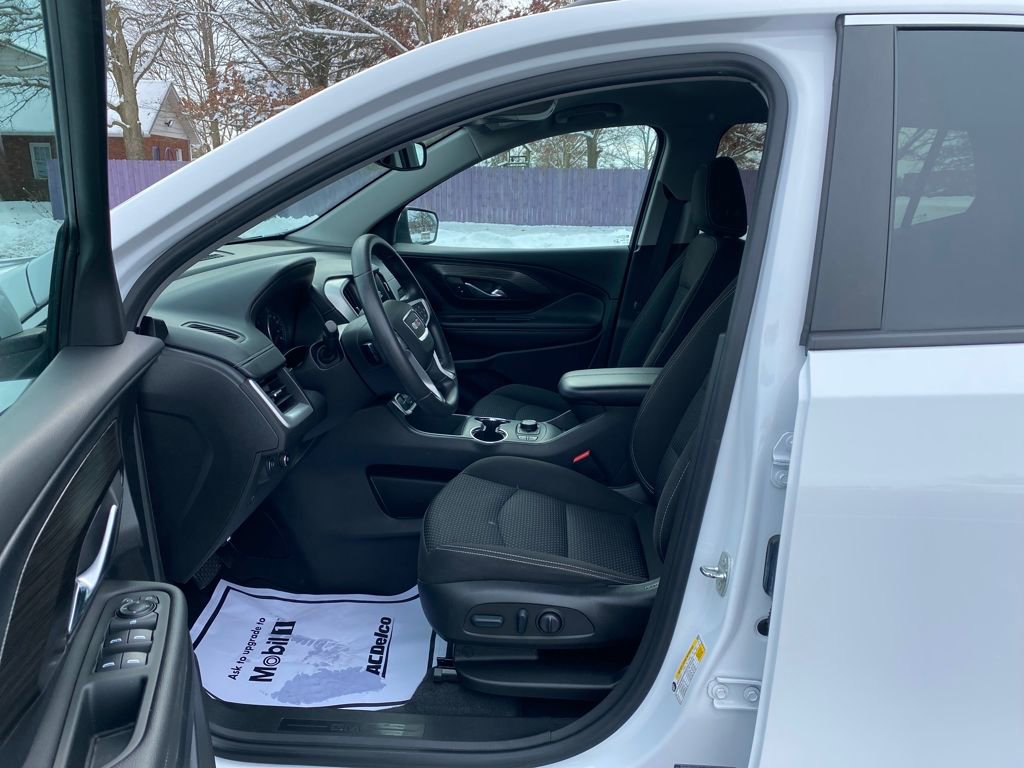 Used 2022 GMC Terrain SLE w/ Driver Convenience Package image 22